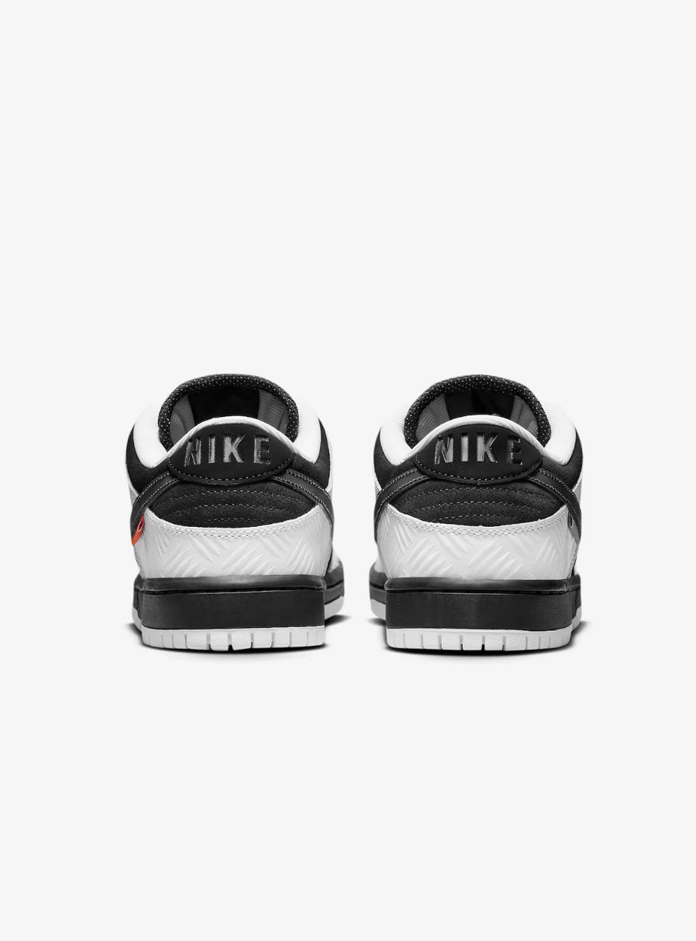 Nike Dunk Low Sb Thightbooth