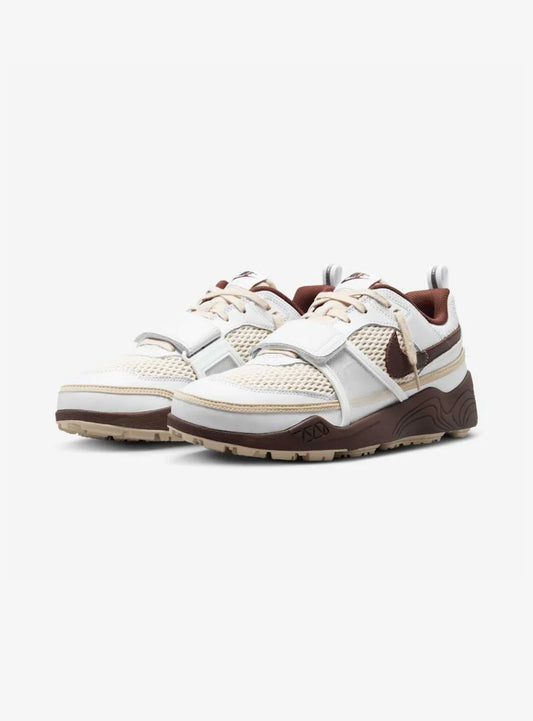 Nike Zoom Field Jaxx Travis Scott “Light Chocolate”