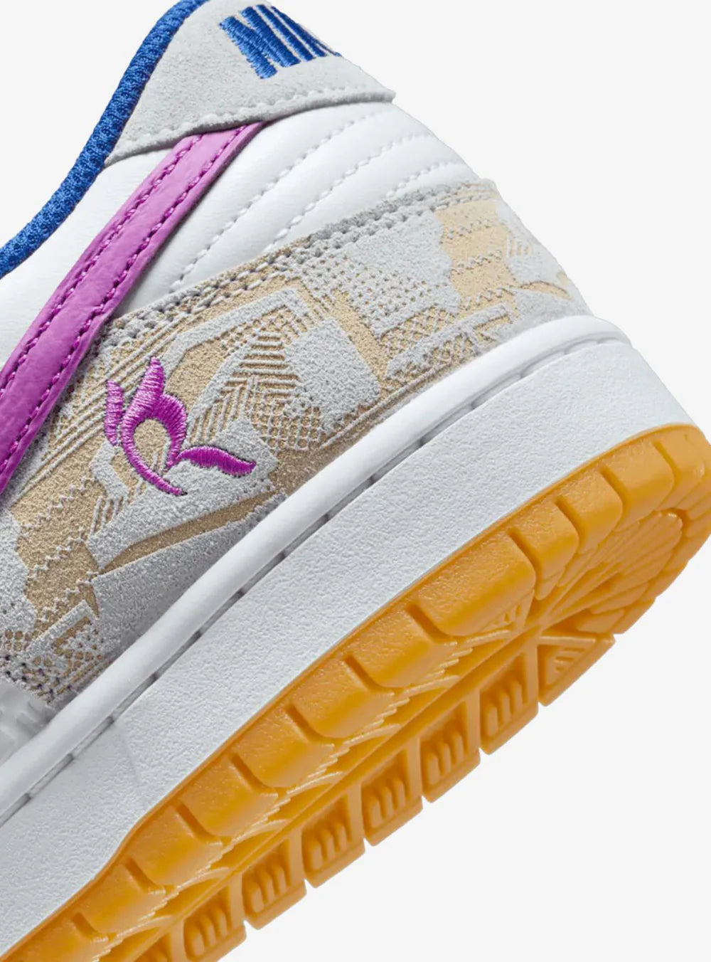 Nike SB Dunk Low x Rayssa Leal