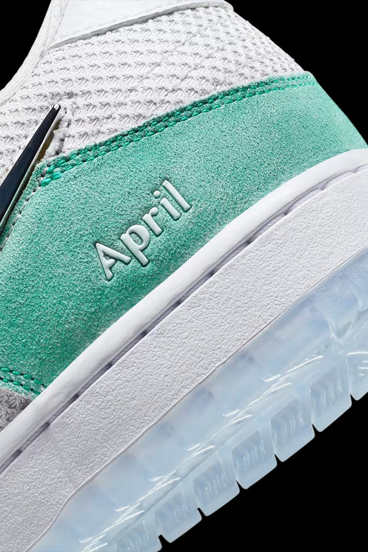 Nike Dunk low SB April Skateboards