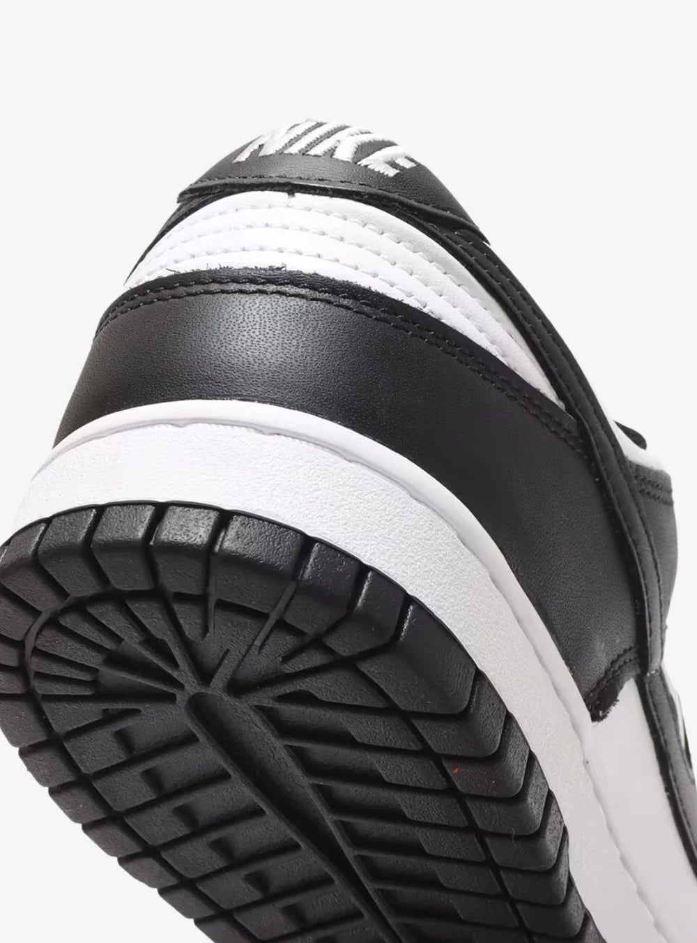 Nike Dunk Low Black & White (Panda)