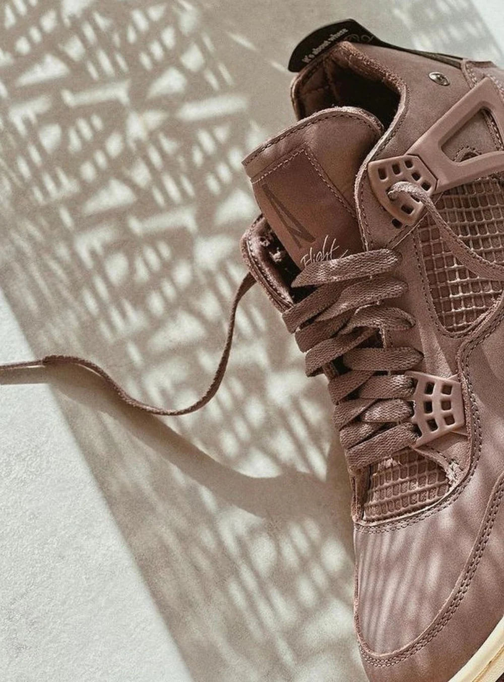 Air Jordan 4 Retro A Ma Maniére “Violet Ore”