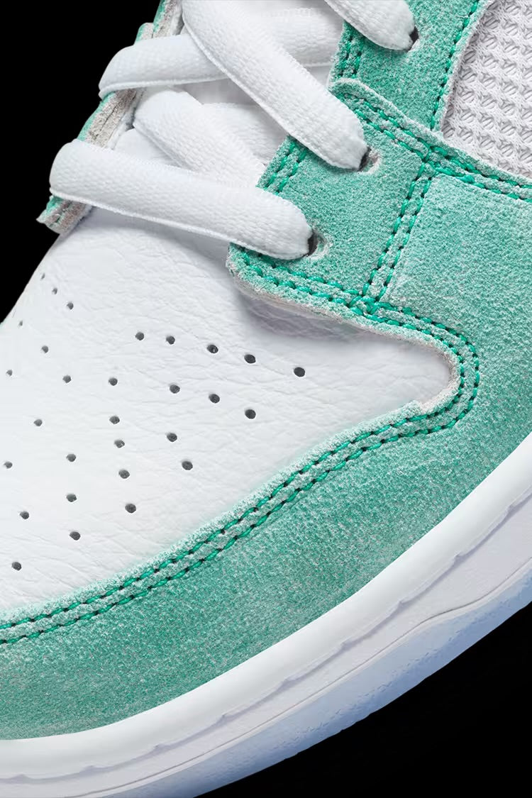 Nike Dunk low SB April Skateboards