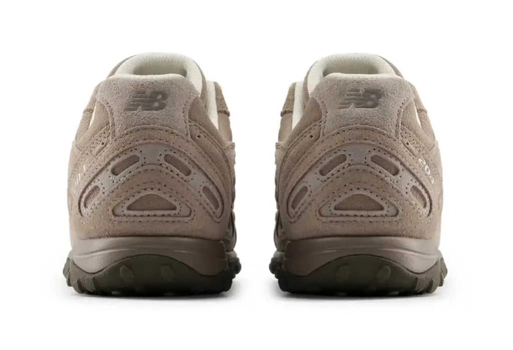 New Balance 204L “Mushroom”