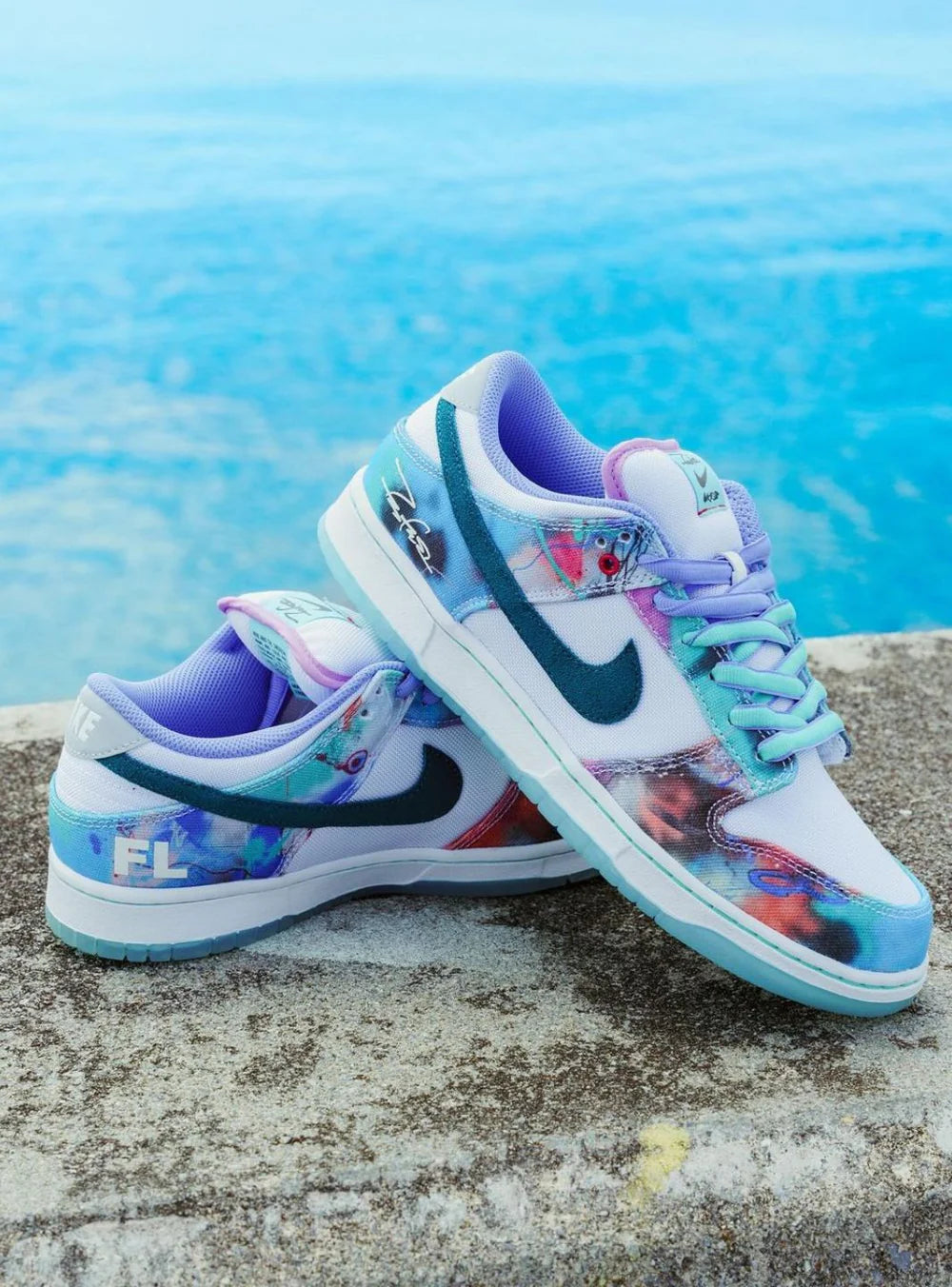 Nike Dunk Low SB x Futura Laboratories