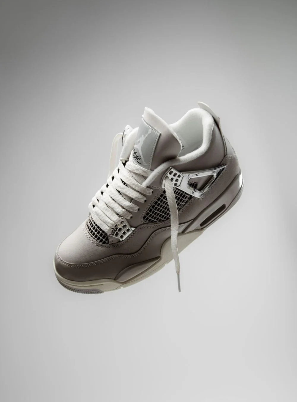 Air Jordan 4 Frozen