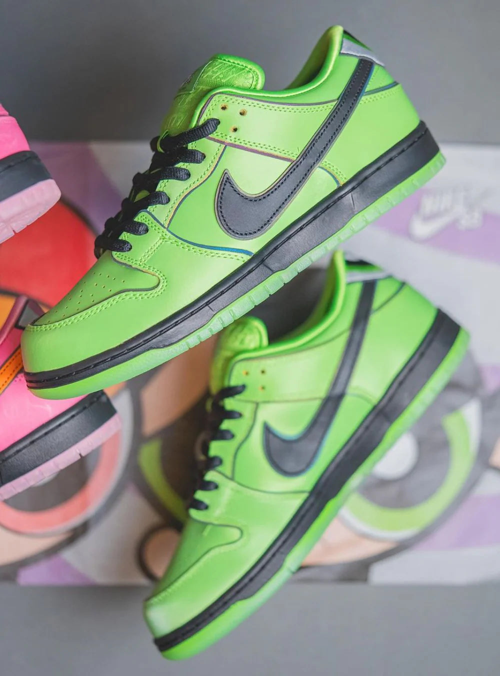 Nike SB Dunk Low x The Powerpuff Girls “Buttercup”