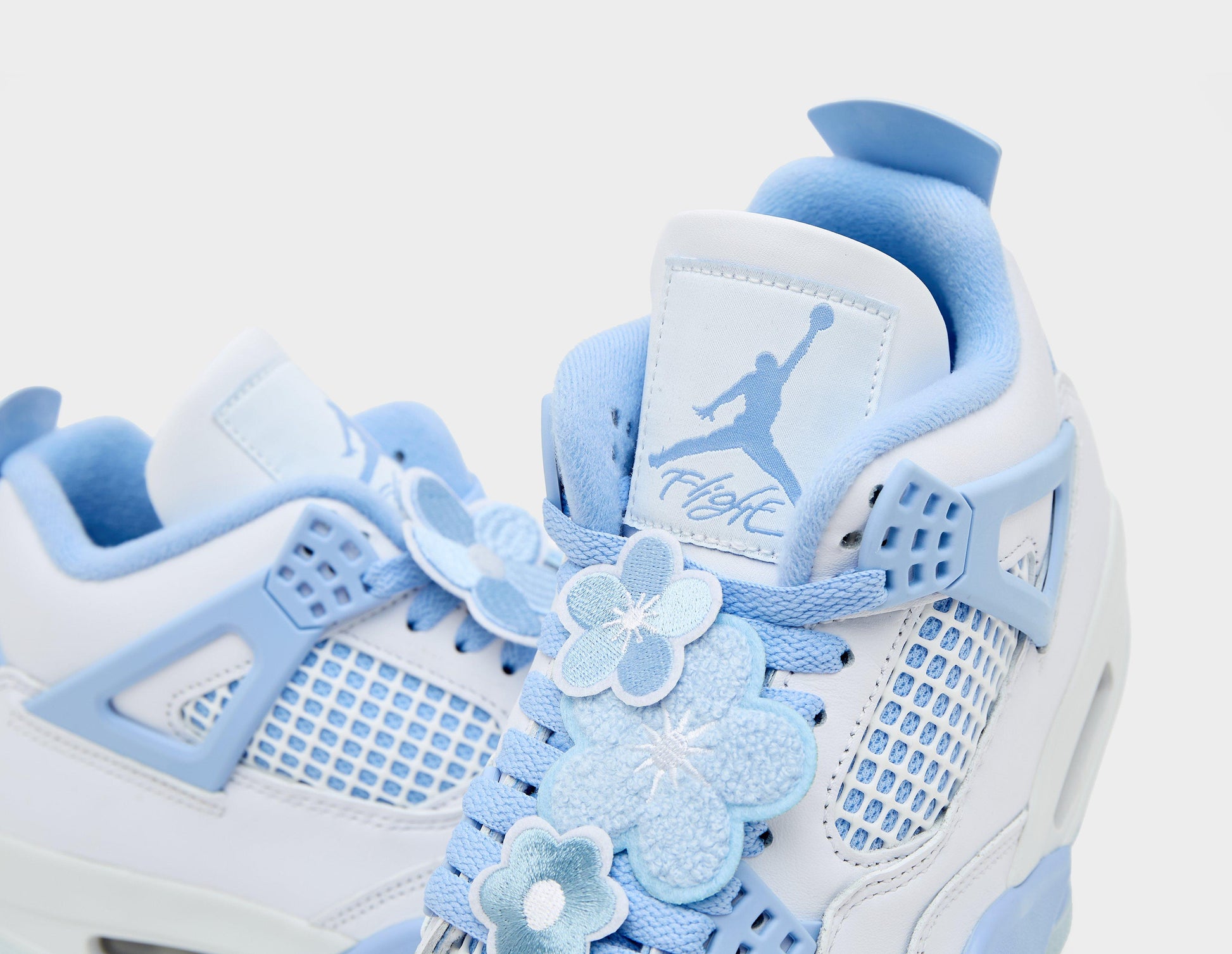 Jordan 4 Forget Me Not HV0823-100
