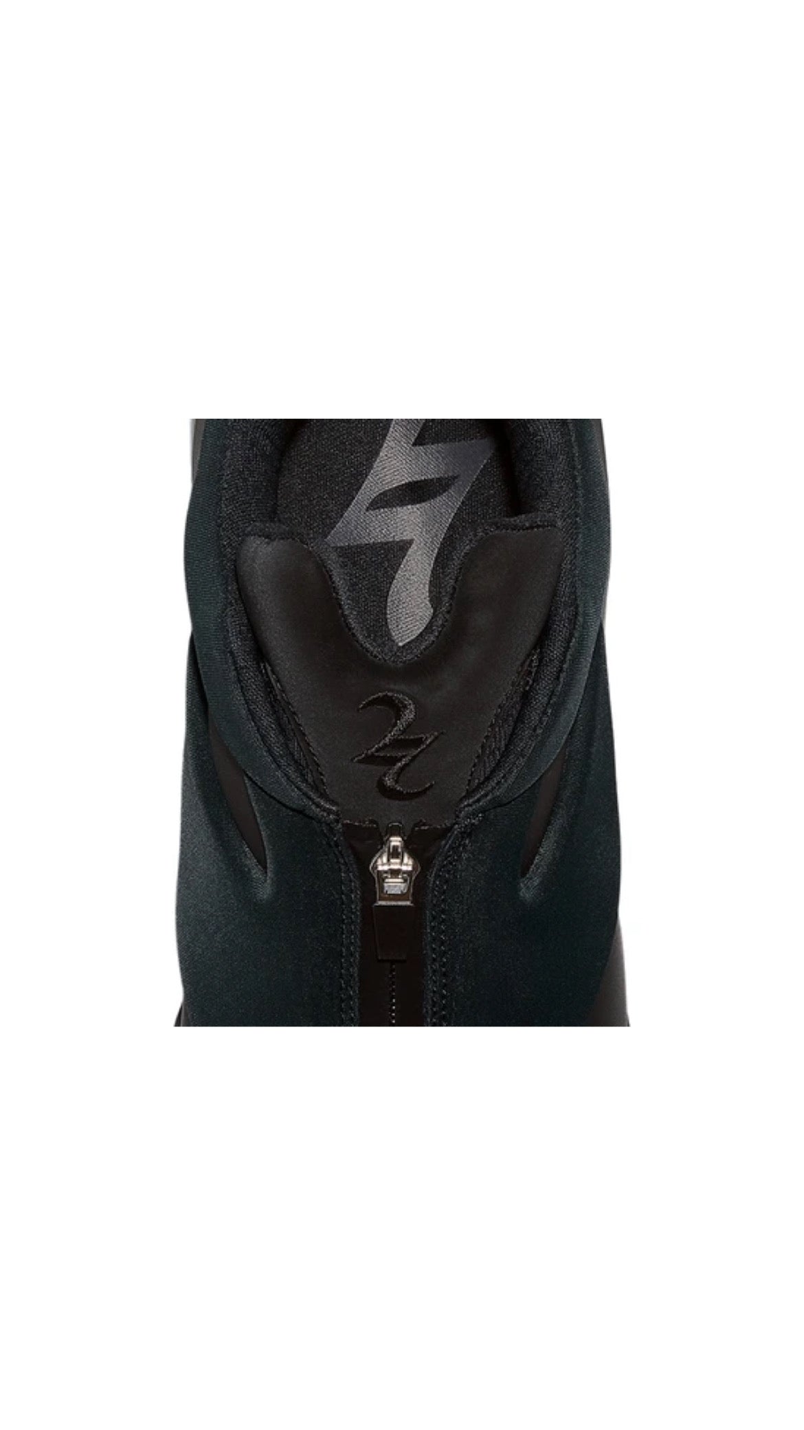 Converse SHAI 001 Charme Black dettaglio Logo