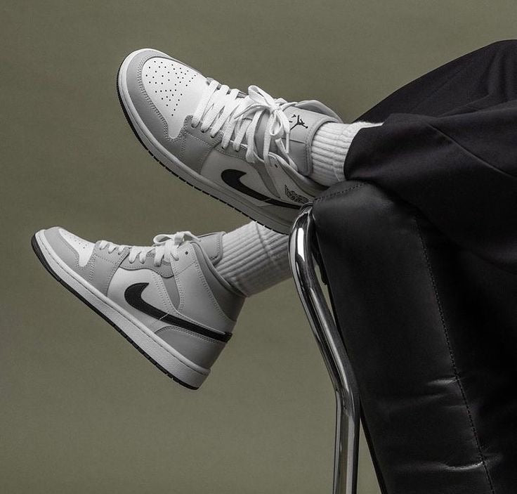 Jordan 1 Mid