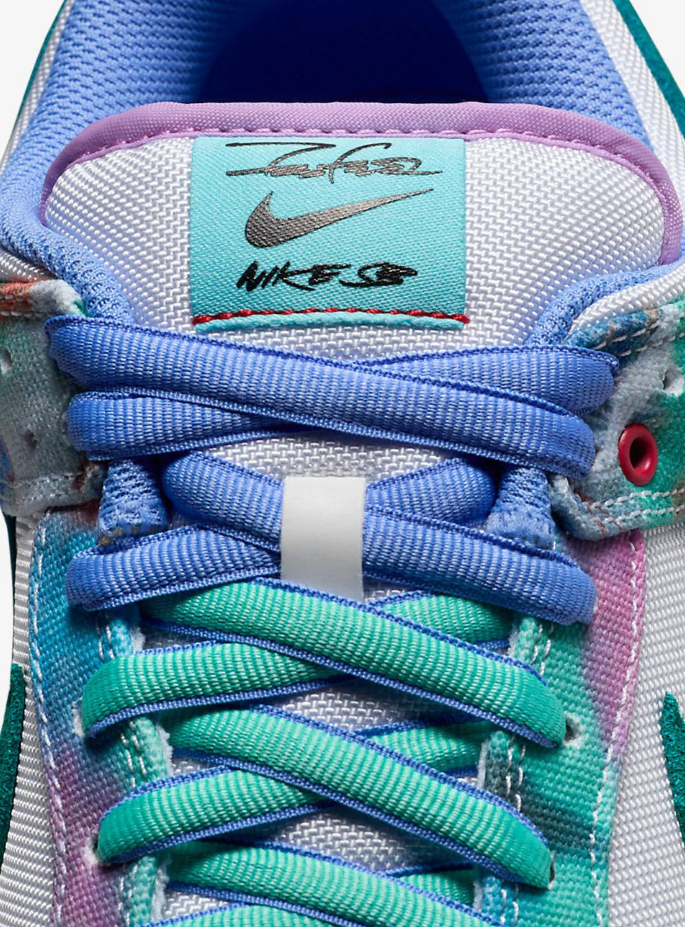 Nike Dunk Low SB x Futura Laboratories