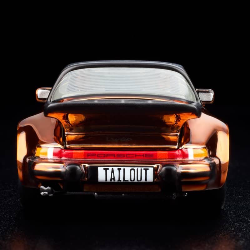 Hot Wheels RLC 1988 Porsche 911 Targa Turbo Chase