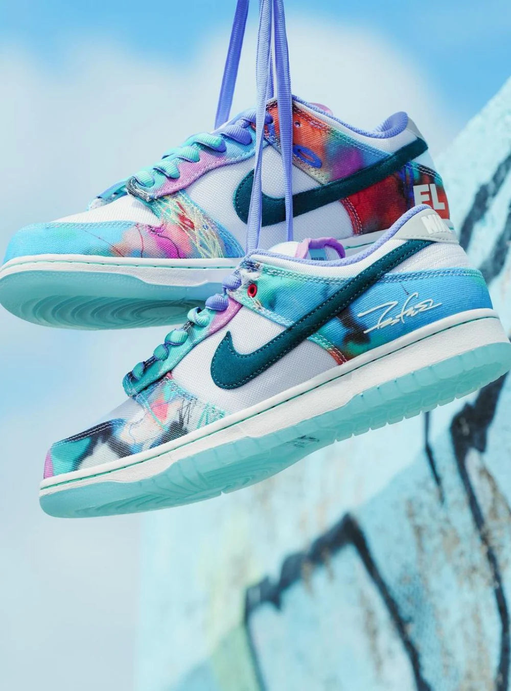 Nike Dunk Low SB x Futura Laboratories