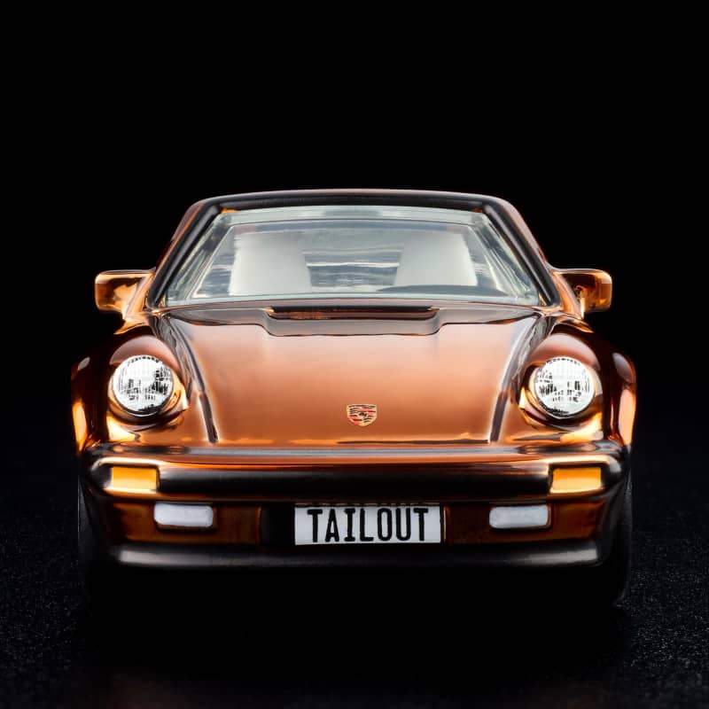 Hot Wheels RLC 1988 Porsche 911 Targa Turbo Chase