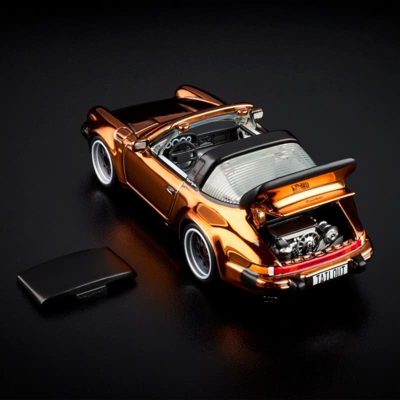 Hot Wheels RLC 1988 Porsche 911 Targa Turbo Chase