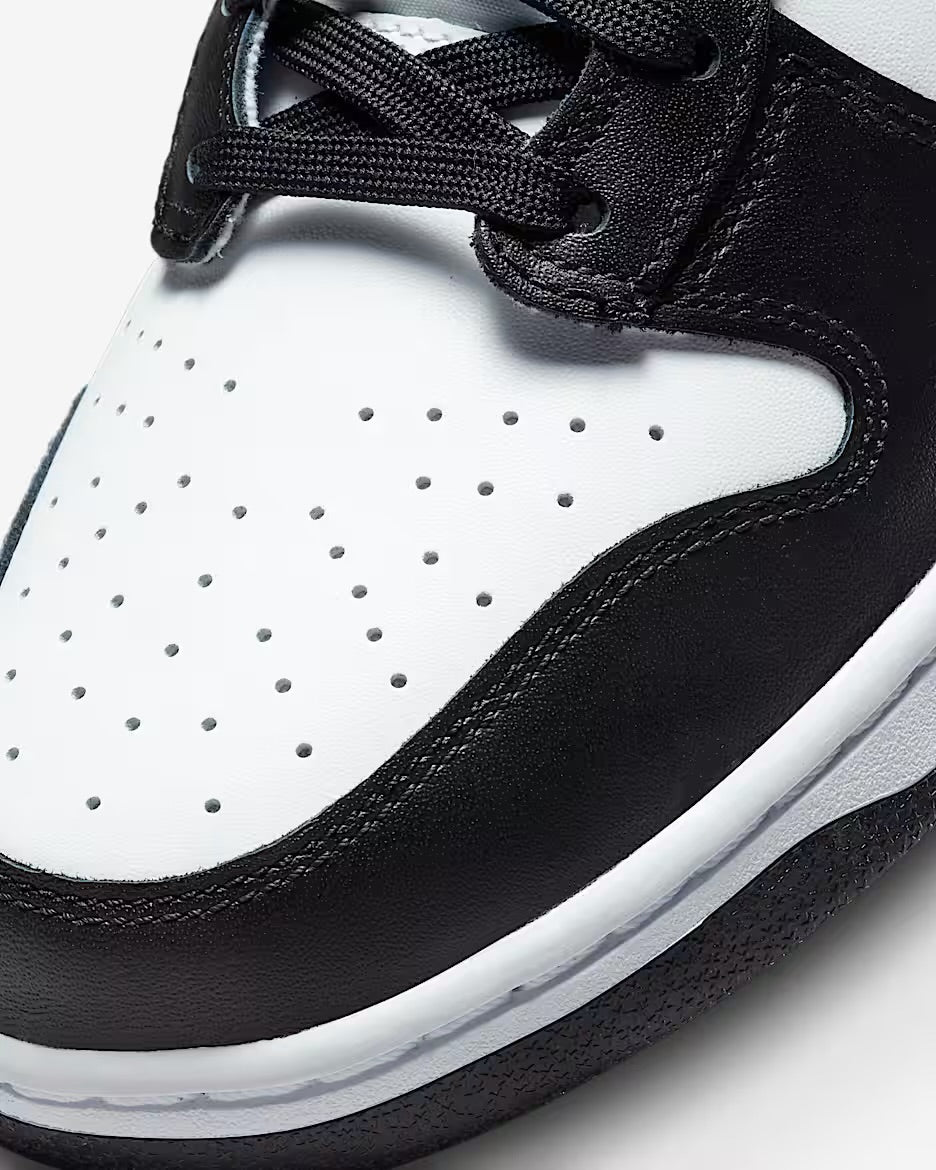 Nike Dunk High Black & White