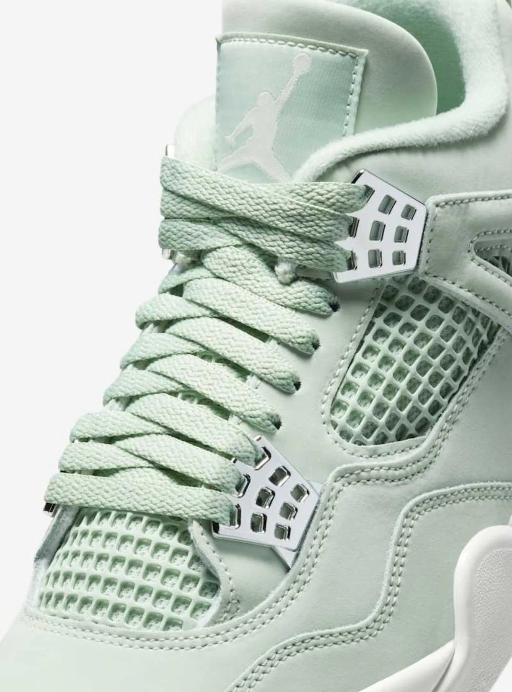 Air Jordan 4 “Seafoam Sail”