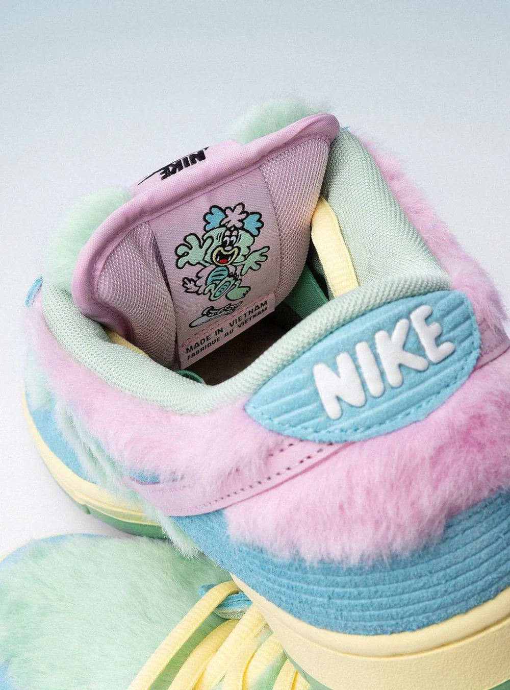 Nike Dunk Low SB Verdy Visty