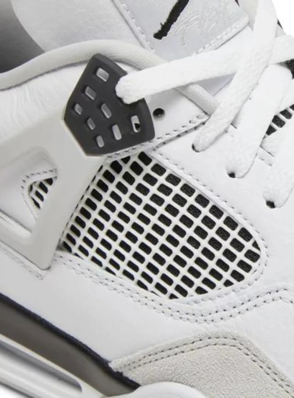 Air Jordan 4 Retro “Military Black”