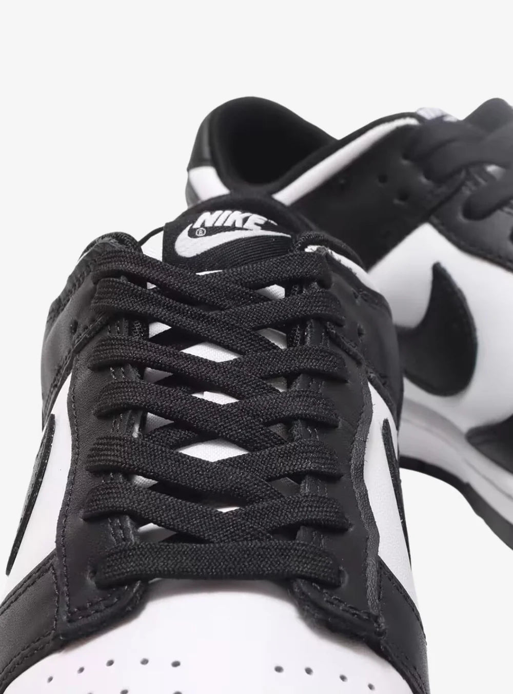 Nike Dunk Low Black & White (Panda)