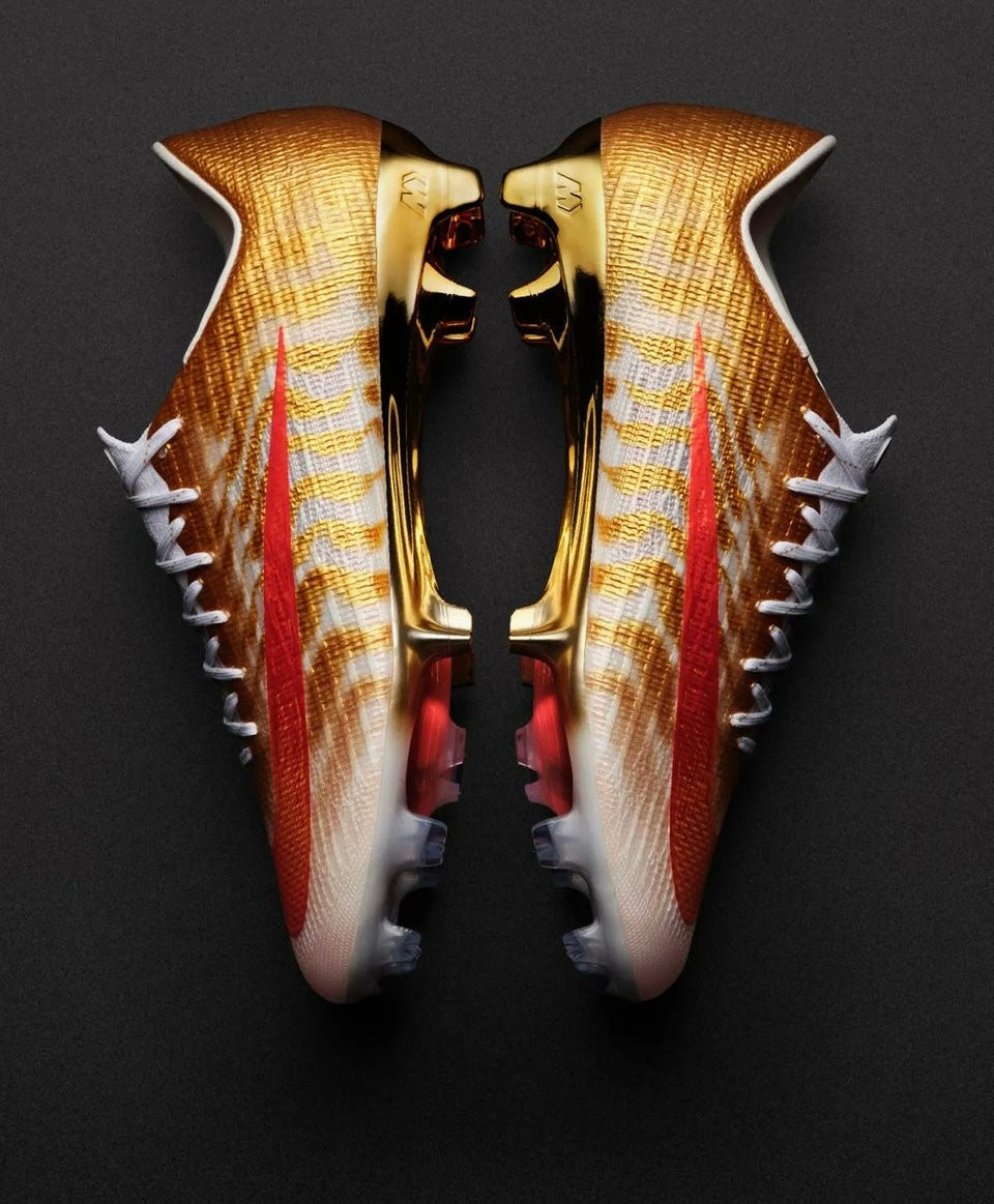 Nike Mercurial Superfly 11 CR7 "Gold Scorpion"