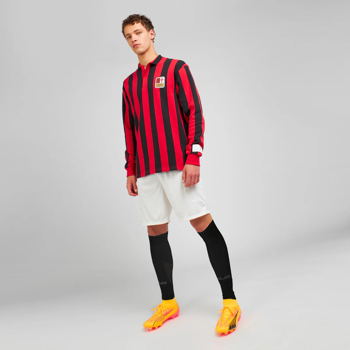 AC Milan 125 anniversary jersey indossata fit