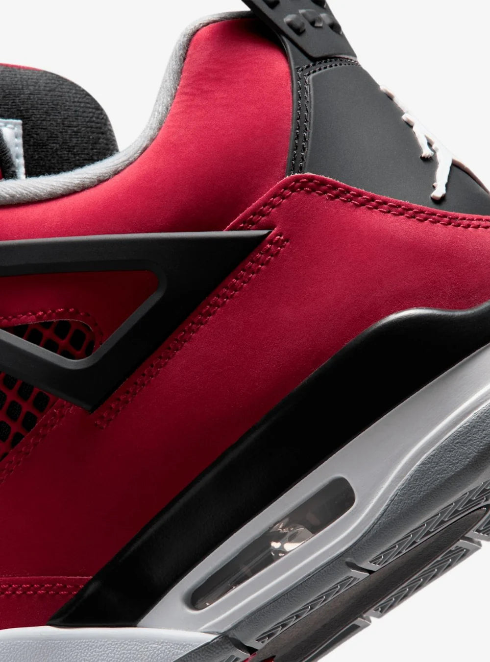 Dettaglio materiali Air Jordan 4 Retro Toro Bravo