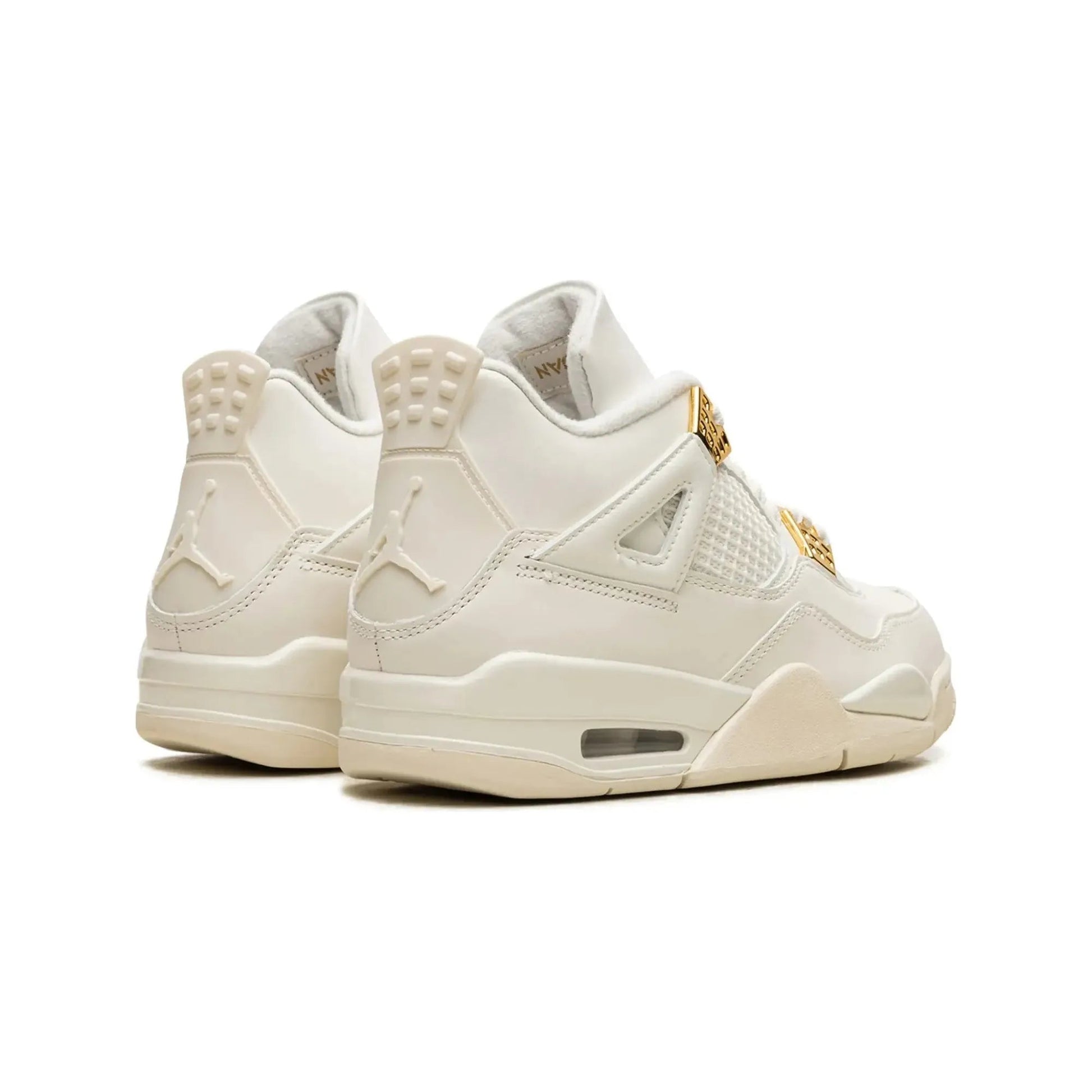 Air Jordan 4 WMNS Metallic Gold vista posteriore