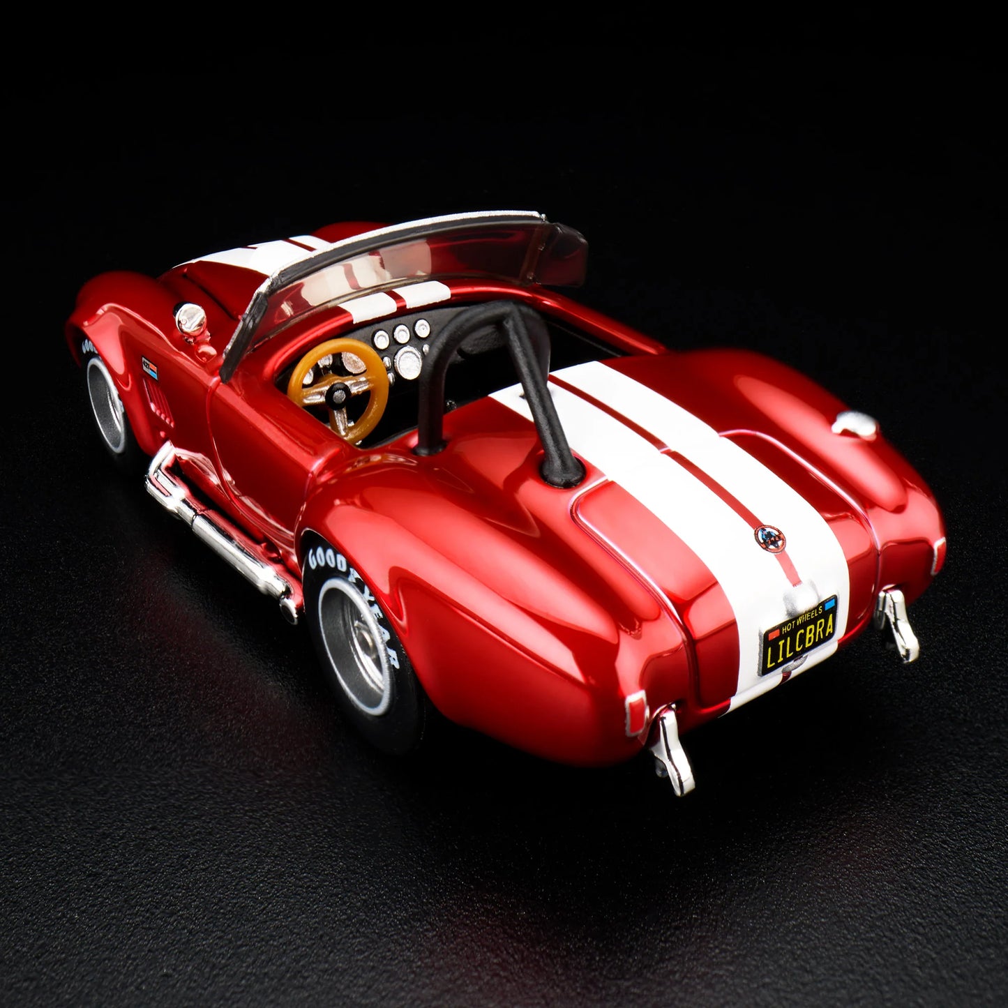 Hot Wheels Red Line Club Shelby Cobra 427 S/C back left view
