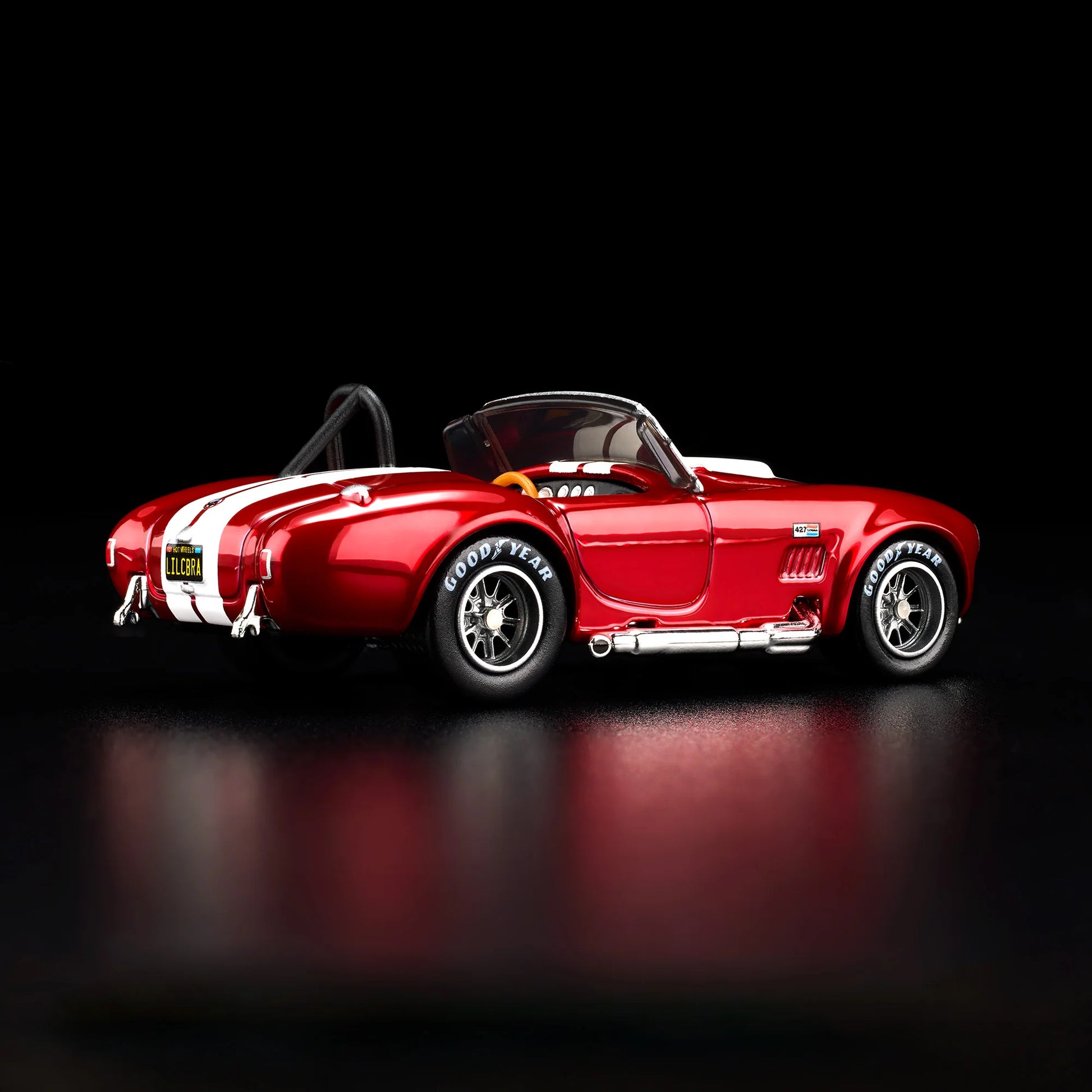 Hot Wheels RLC Shelby Cobra 427 S/C 1965 left view
