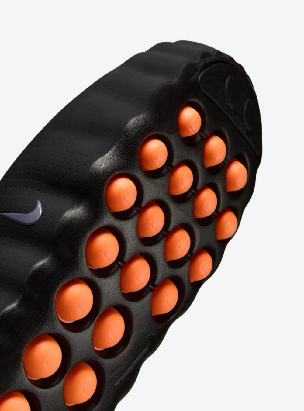 Dettaglio suola Nike Mind 001 Slide Black Chrome
