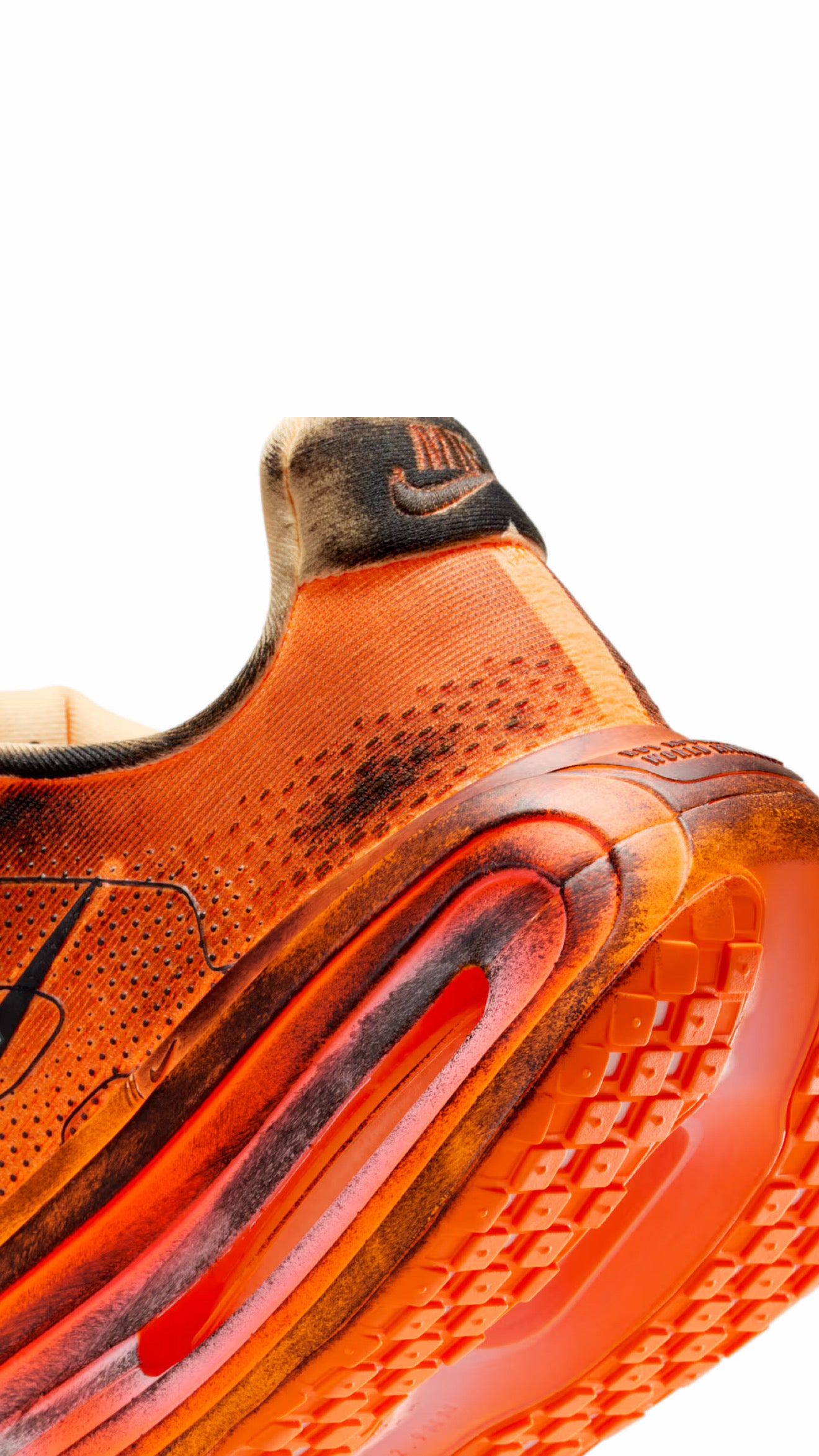 Dettaglio heel Nike Vomero Premium x Melitta Baumeister