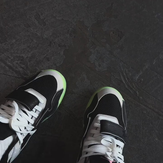 Air Jordan Jumpman Jack TR x Travis Scott Black Night Silver Indossate Ai Piedi