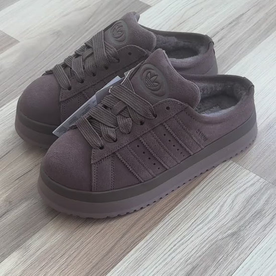 Adidas Campus 00s Winter Low Earth Strata indossata (on feet)