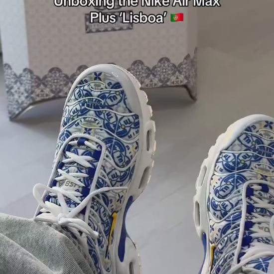 nike-air-max-plus-lisboa-on-feet