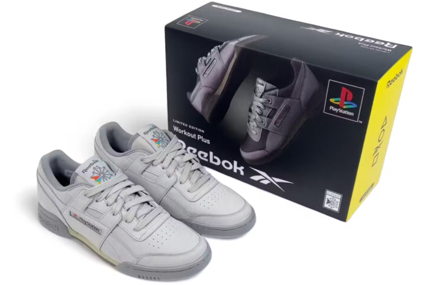 Reebok Workout Plus x PlayStation 30th Anniversary vista angolata destra e box