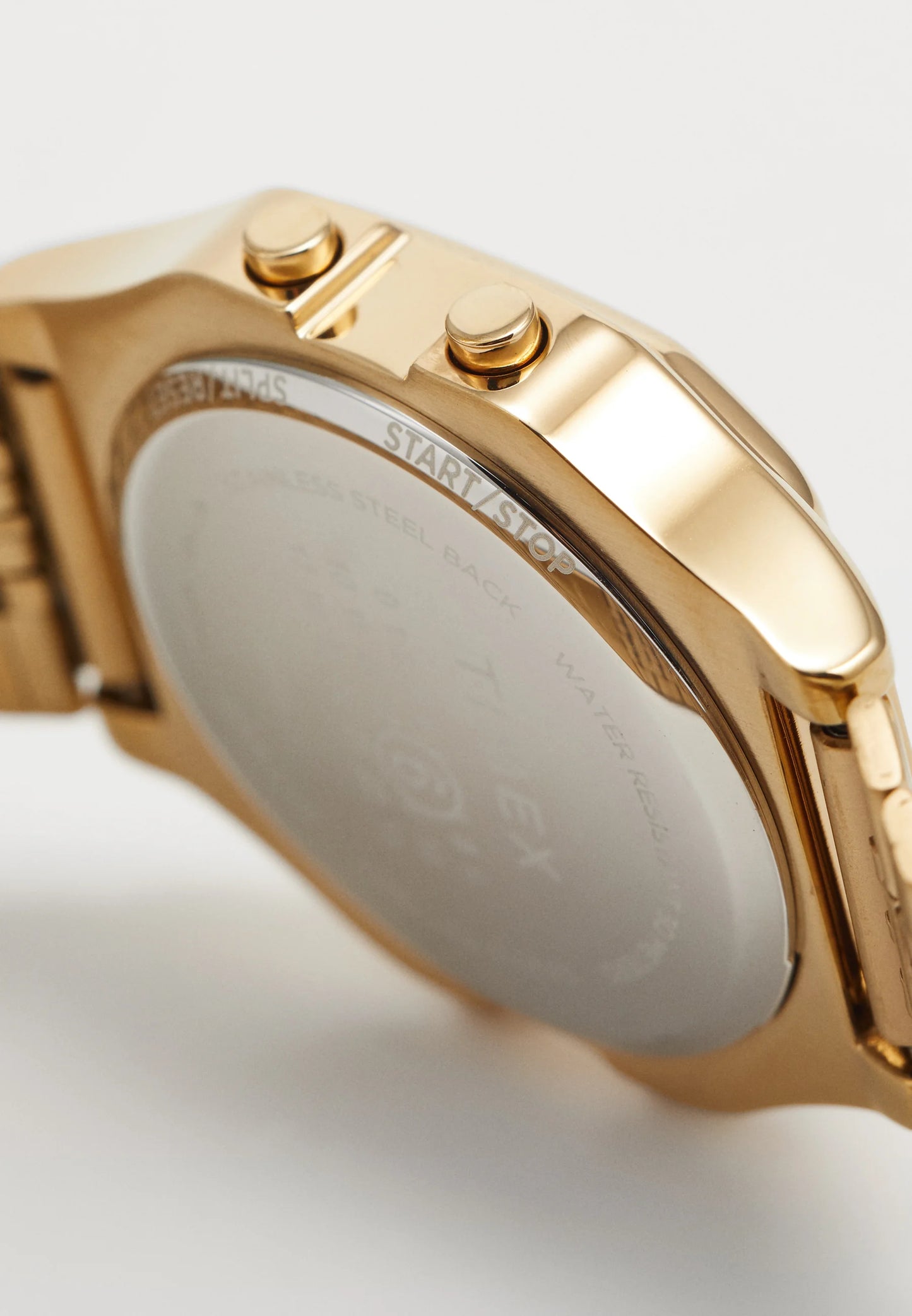 Timex × MM6 T80 Gift Set Gold posteriore cassa