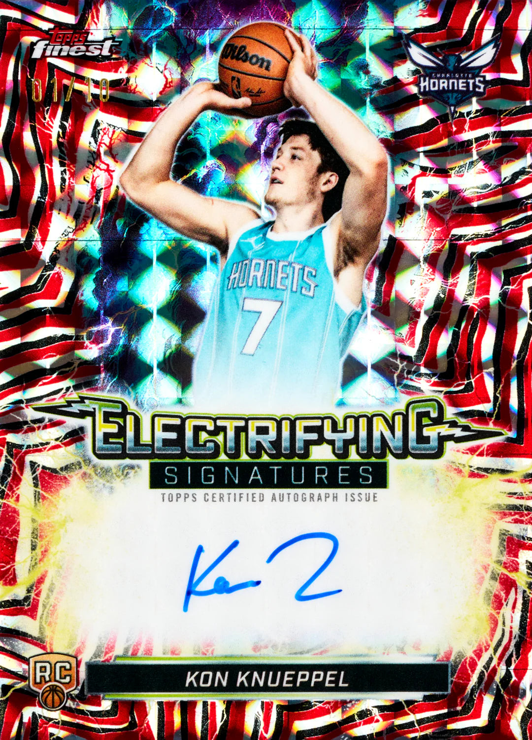 Close-up of Topps Finest 2025-26 Basketball Knueppel’s card